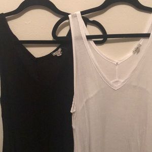 2 FOR $18 URBAN OUTFITTERS TANKS